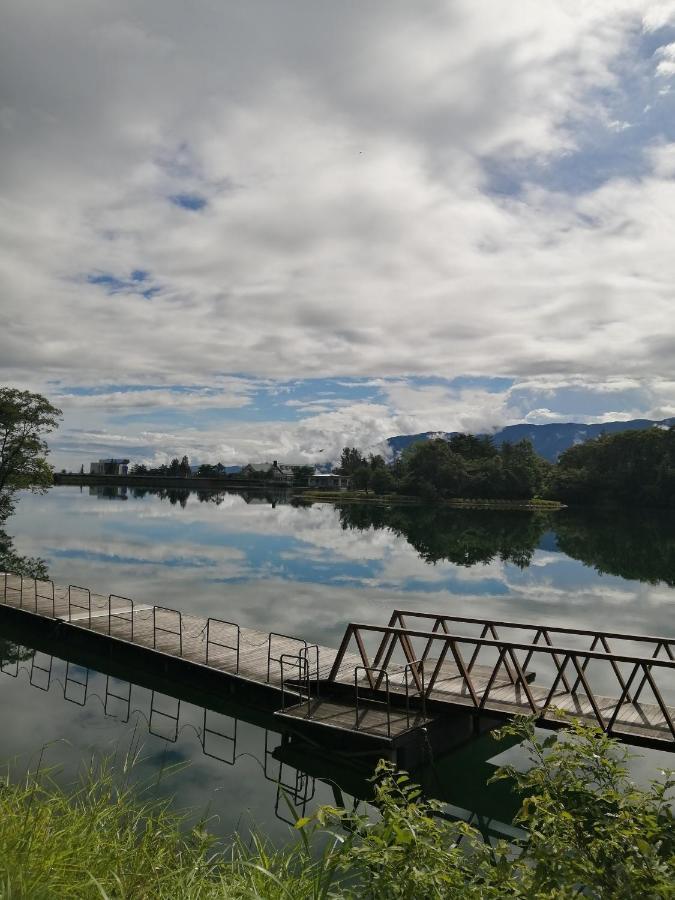 Guesthouse Kazura Nanto Bagian luar foto