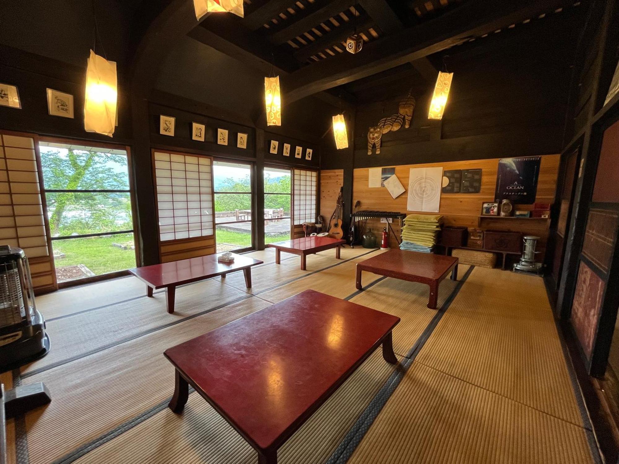 Guesthouse Kazura Nanto Bagian luar foto