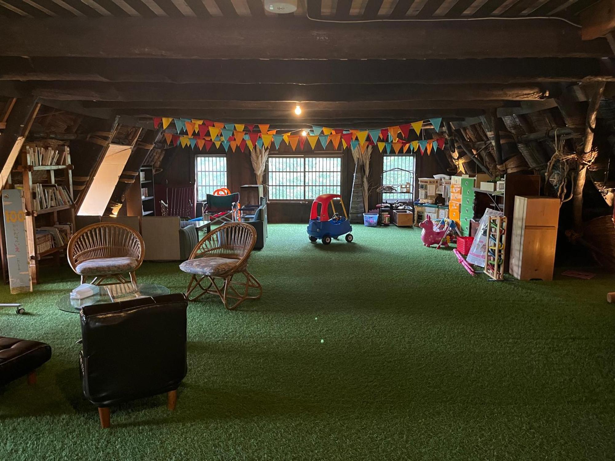 Guesthouse Kazura Nanto Bagian luar foto
