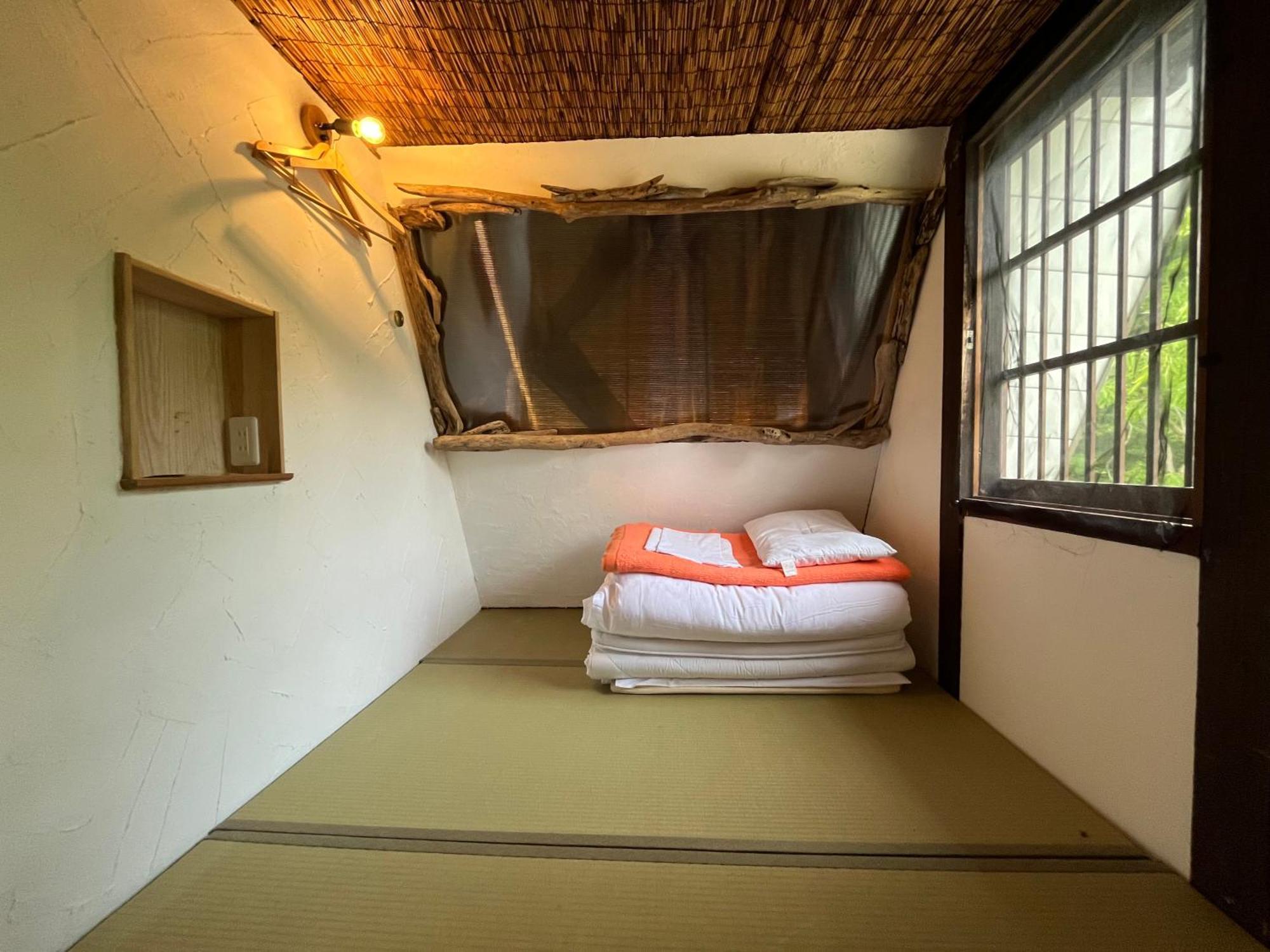Guesthouse Kazura Nanto Bagian luar foto