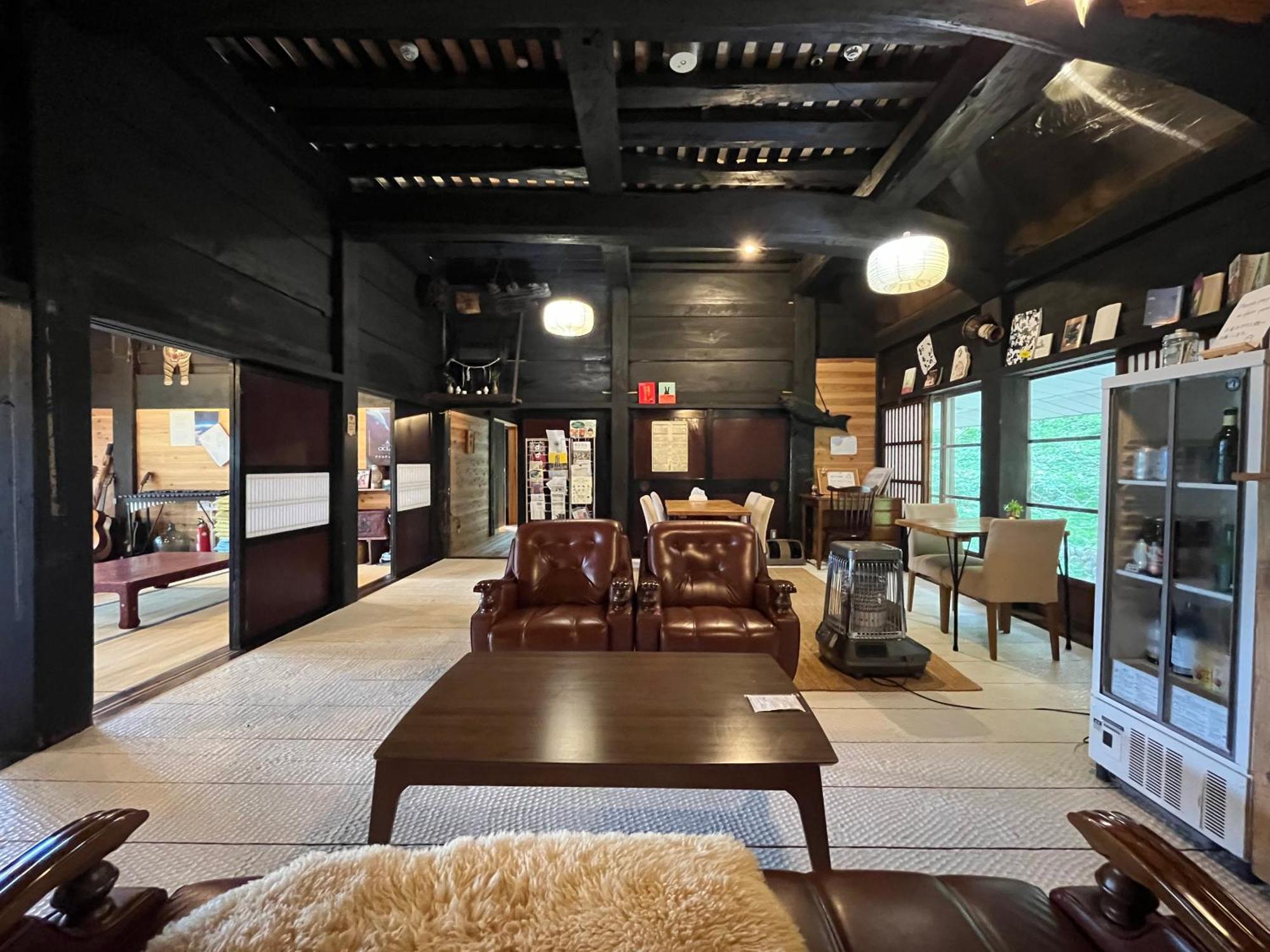Guesthouse Kazura Nanto Bagian luar foto