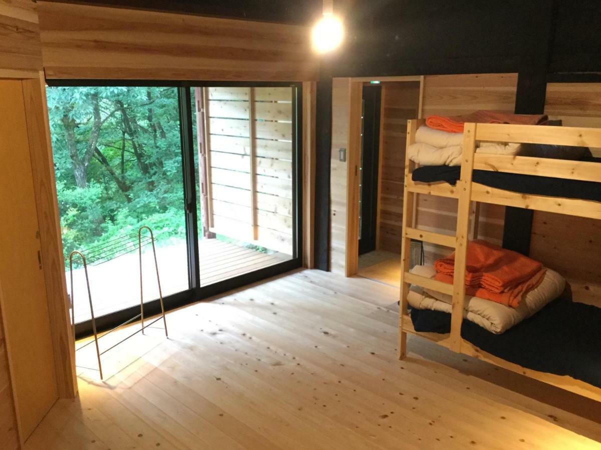 Guesthouse Kazura Nanto Bagian luar foto